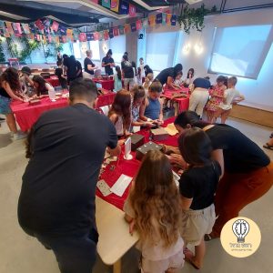 חדר בריחה נייד של ״ראש גדול - משחק חויה חינוך״ משולב בפעילויות של יום שיא לילדי העובדים בחברה